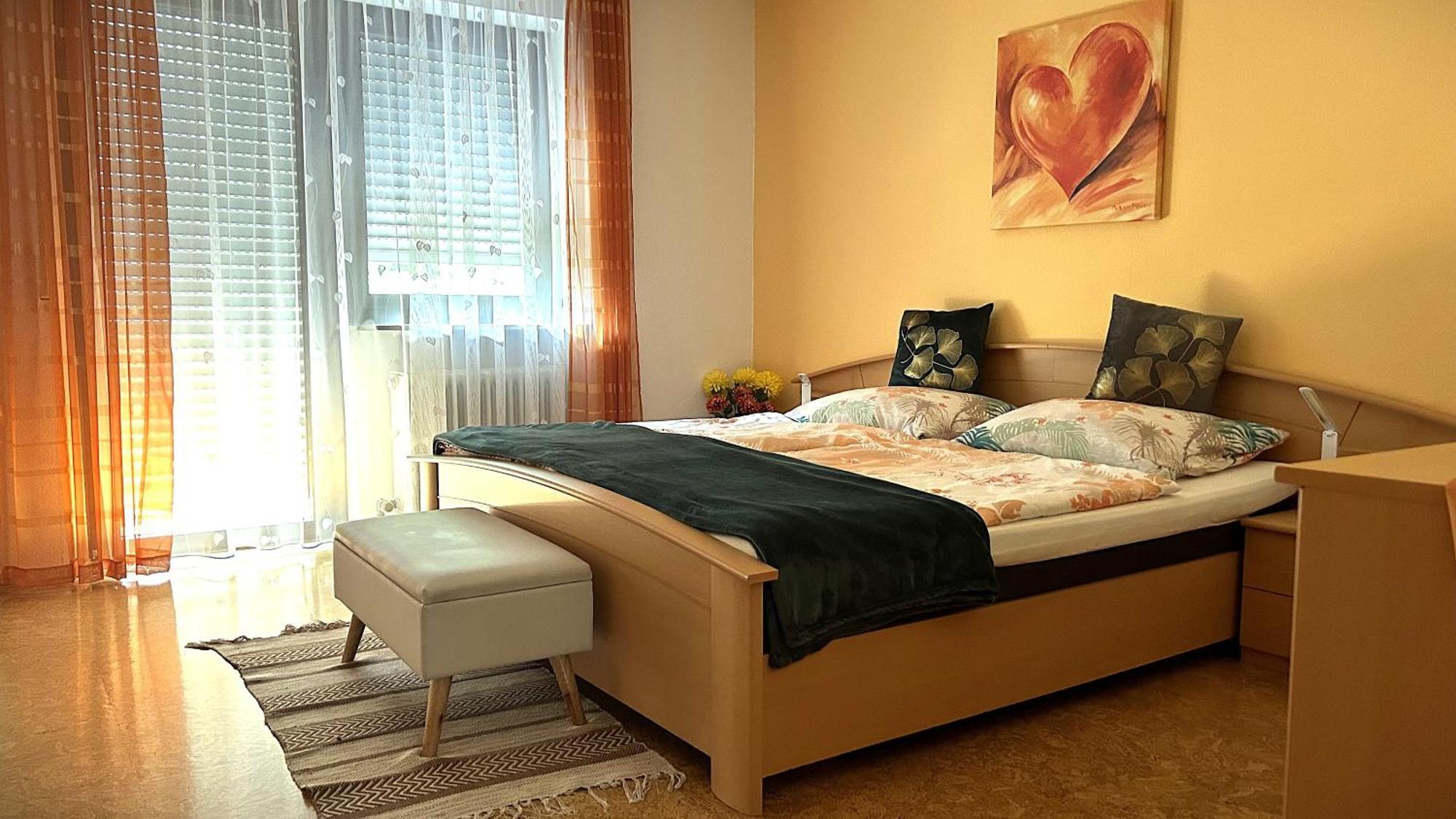 Grosszuegige Wohnung Mit Terrasse Und Gartenzugang - Das Komplette Erdgeschoss Bindlach Exterior photo